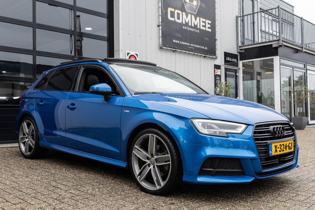 Audi A3 sportback 1.5 tfsi s line edition ✅pano✅matrix✅optiekzwart✅b&o