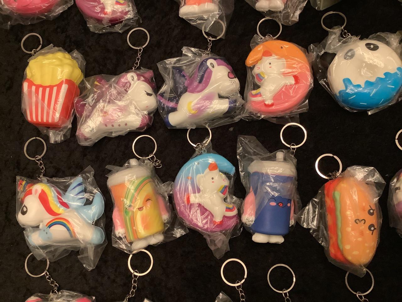 Partij super leuke squishy sleutelhangers. ( partij 227)