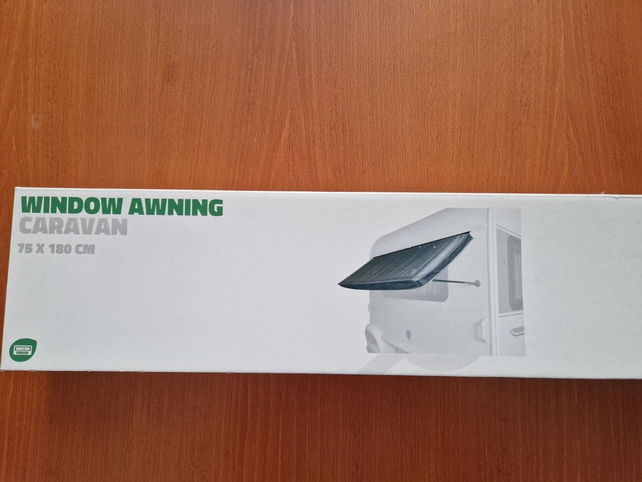 Raamluifel caravan Bo-Camp