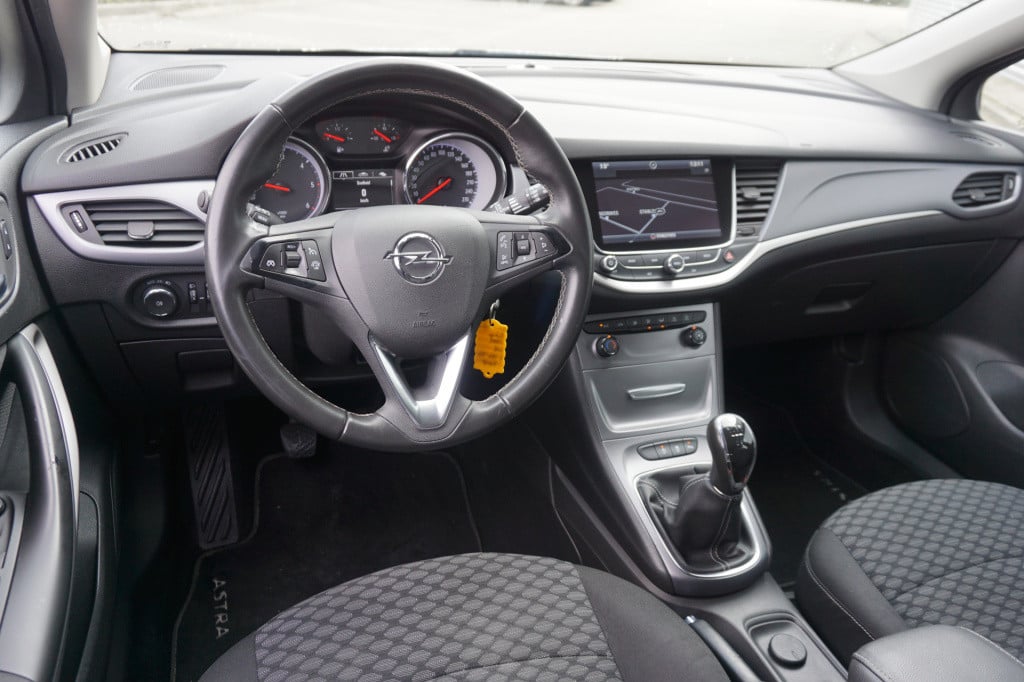 Opel Astra sports tourer 1.6 cdti online edition airco / cruise / navi / el