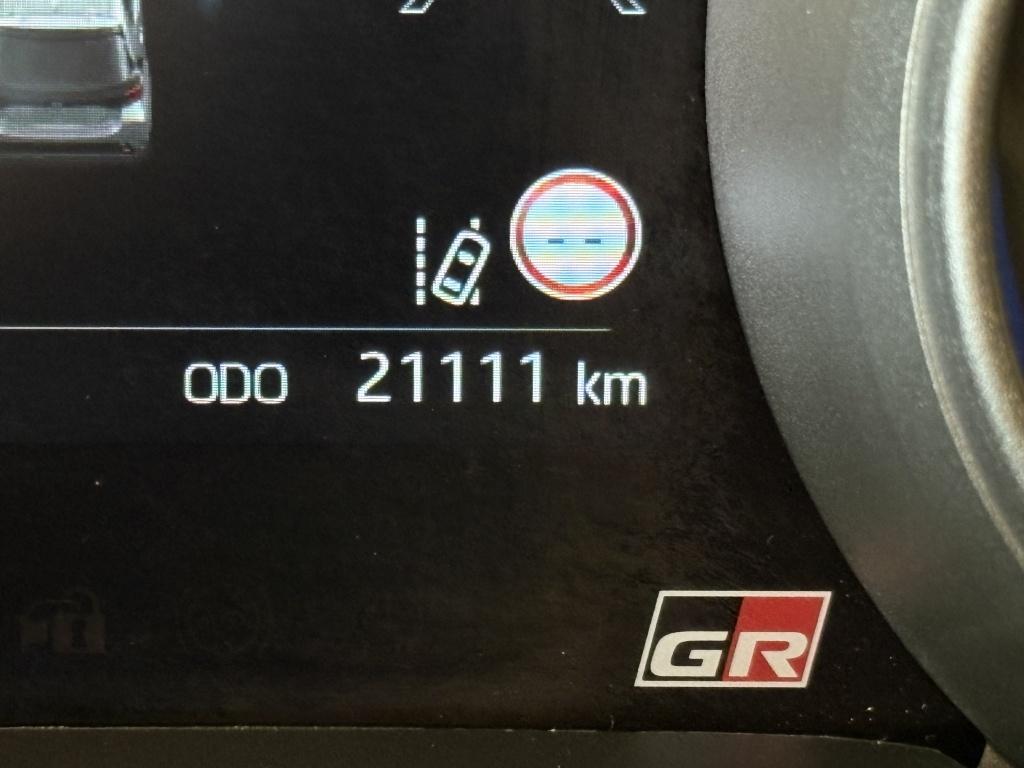 Toyota Yaris 1.5 hybrid gr sport| head-up| stoel.verw| adap.cruise| camera