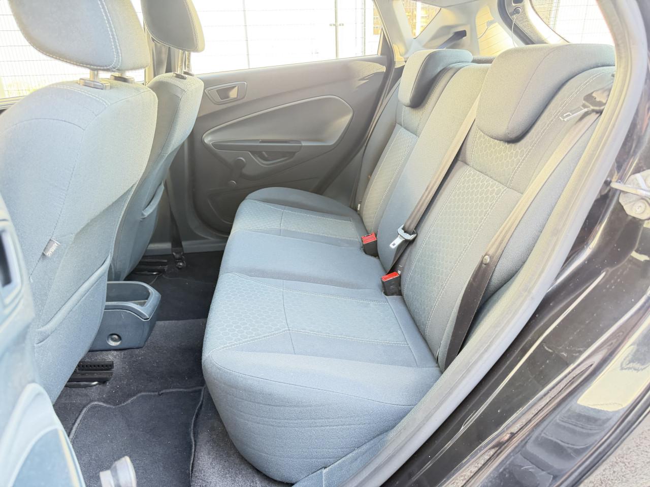 Ford Fiesta 1.25 52KW Titanium 5DRS 2011 Zwart Airco Apk Cruise