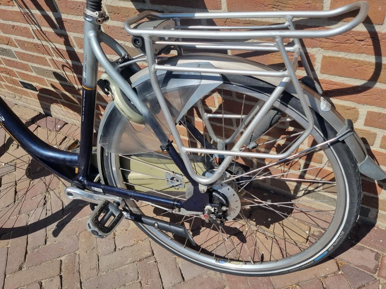 Voorwielmotor Gazelle Innergy met goede Schwalbe band