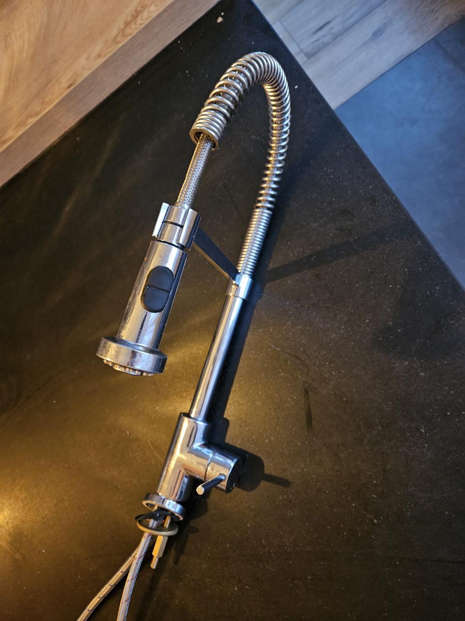 Keukenkraan met flexibel deel