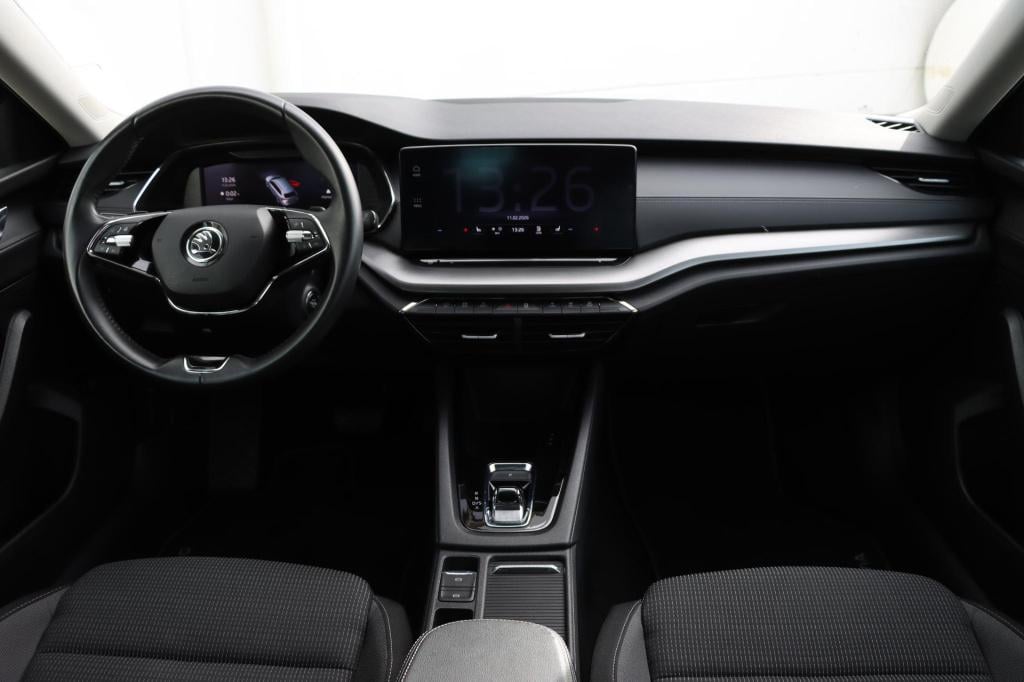 Skoda Octavia combi 1.4 tsi iv phev business edition 204pk dsg6 | stoelverw