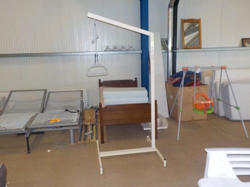 Stevige pappegaai voor bed op voet compleet