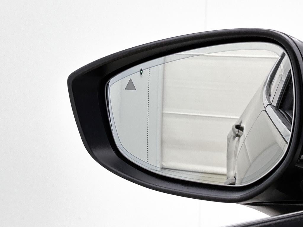 Mazda 3 2.0 e-skyactiv-g m hybrid 150 nagisa