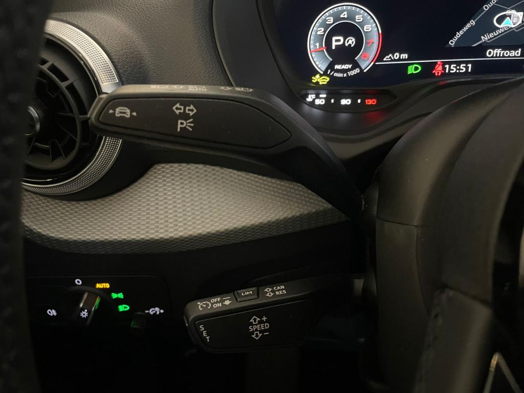 Audi Q2 35 tfsi s edition