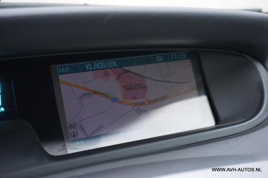 Renault Grand Scenic 2.0-16v tech line automaat