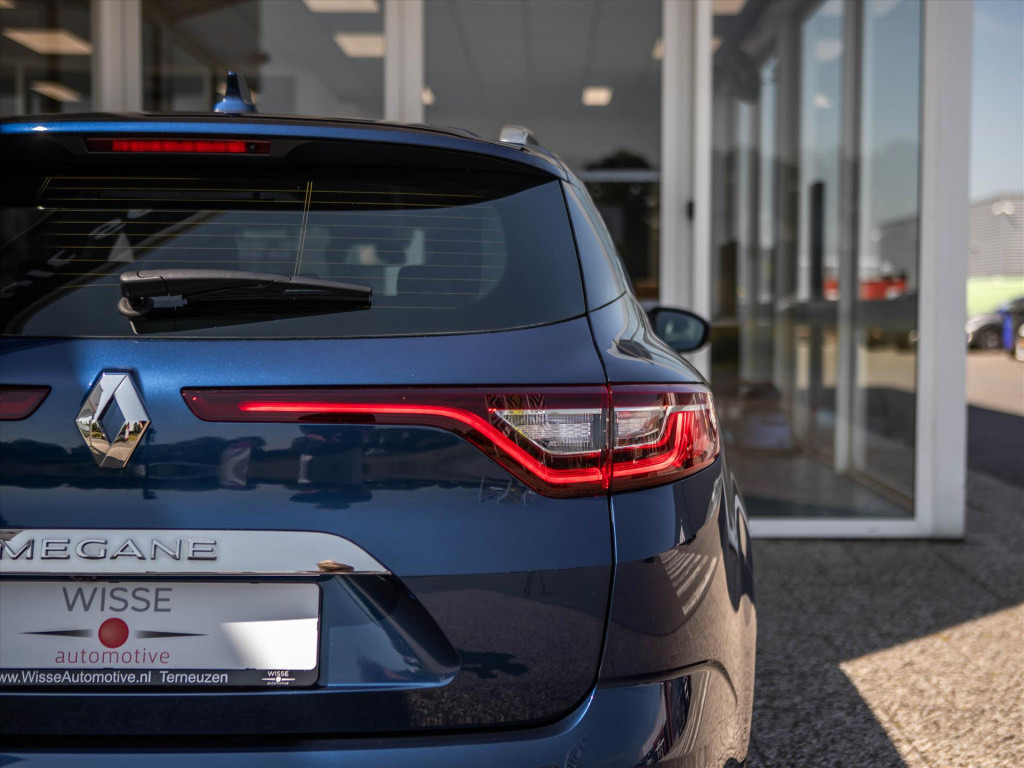 Renault Megane tce 130pk bose | navigatie | camera | park. sensoren | cruis