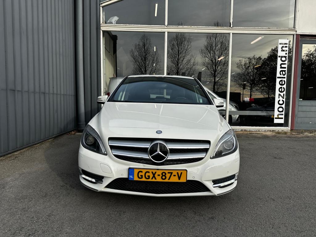 Mercedes-Benz B-Klasse 180 ambition aut | 18 inch | ambition