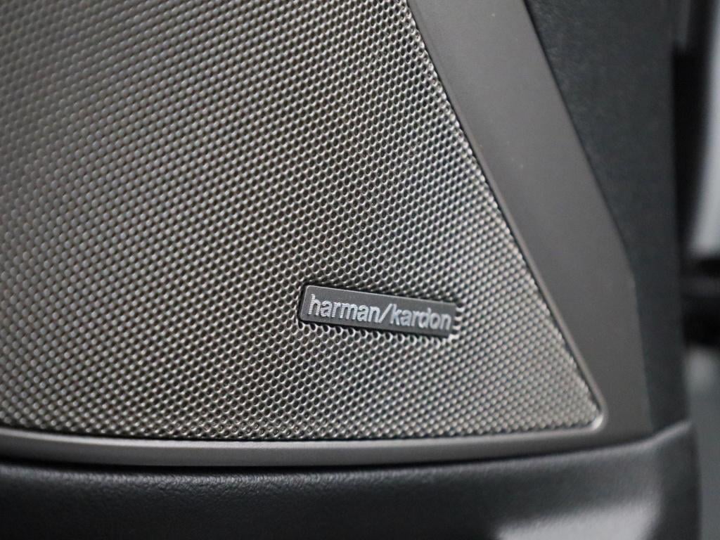 BMW 3-serie touring 330e edrive edition | automaat | lmv | leder | parkeer 