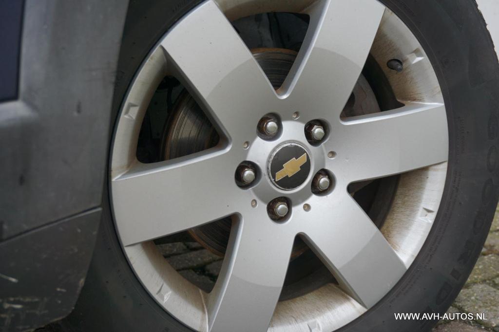 Chevrolet Captiva 2.4 intro edition 2wd