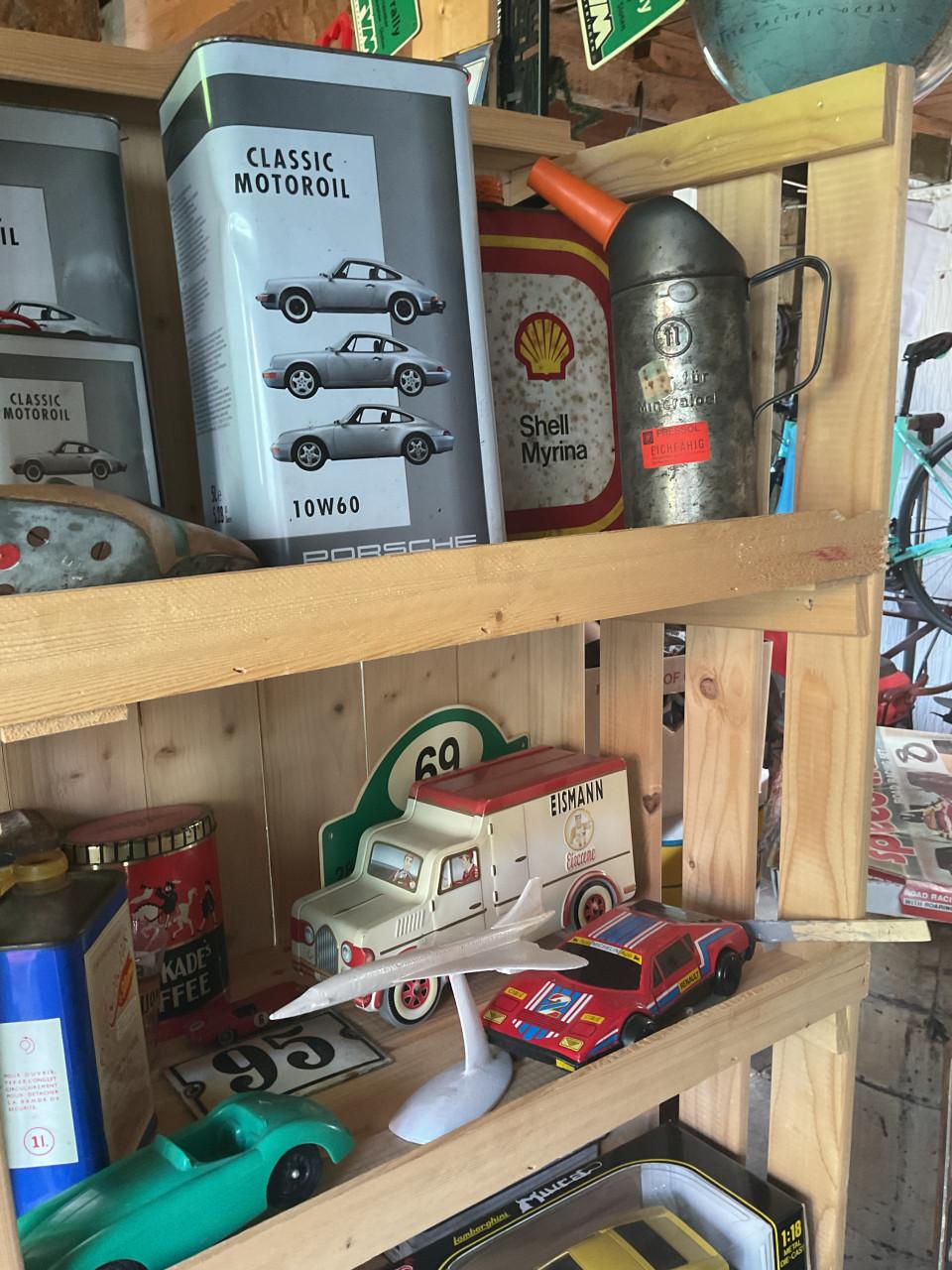 Brocante schuurverkoop