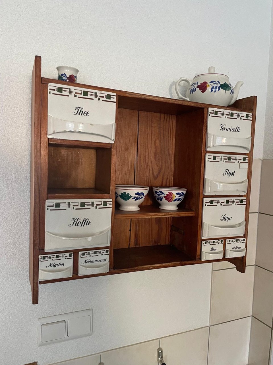 Keukenrek met bakjes