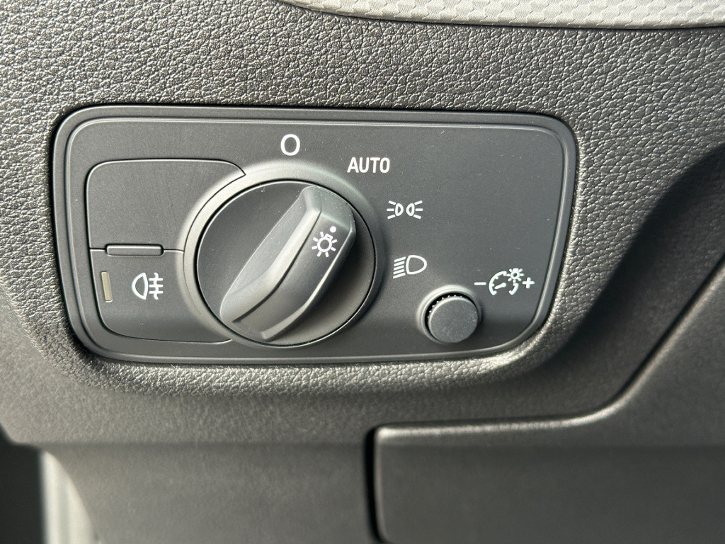 Audi Q2 35 tfsi 150pk s-tronic s-line | virtual cockpit | navigatie | extra