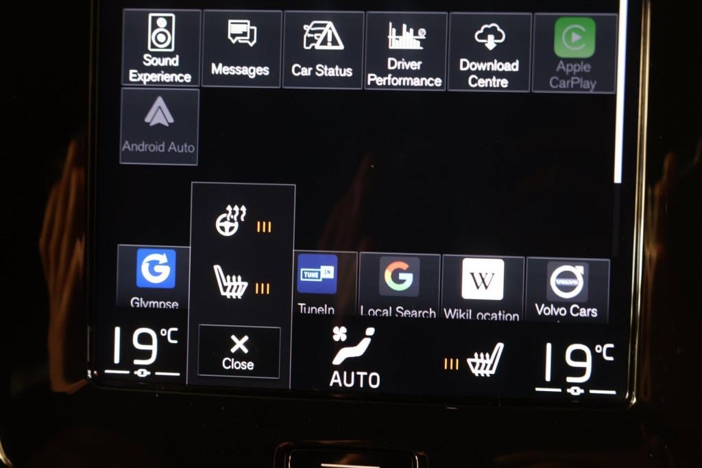 Volvo XC40 1.5 t4 plug-in hybrid plus bright nl auto|stoel+stuurverwarming|