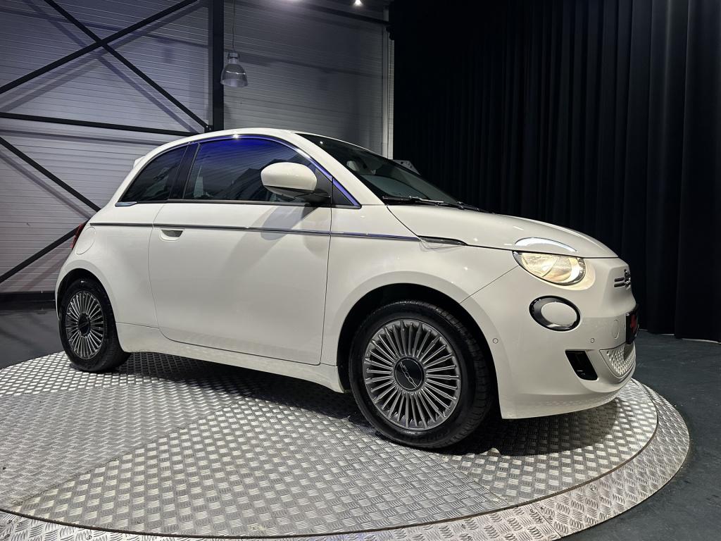 Fiat 500 icon 42 kwh *carplay*camera*