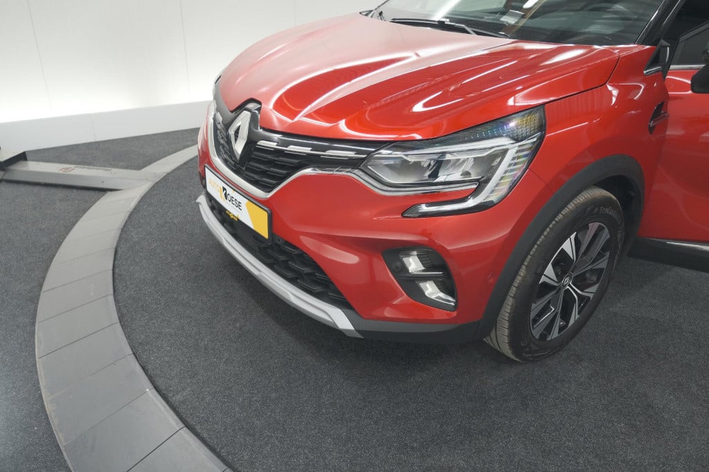Renault Captur tce 90 techno | 360 camera | 9.3 inch grootscherm | apple ca