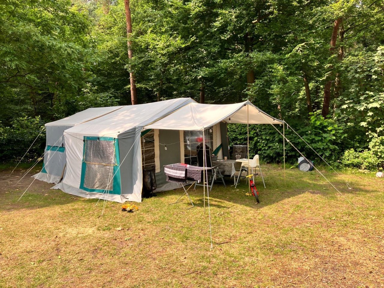 Vouwwagen met 4 slaapplaatsen