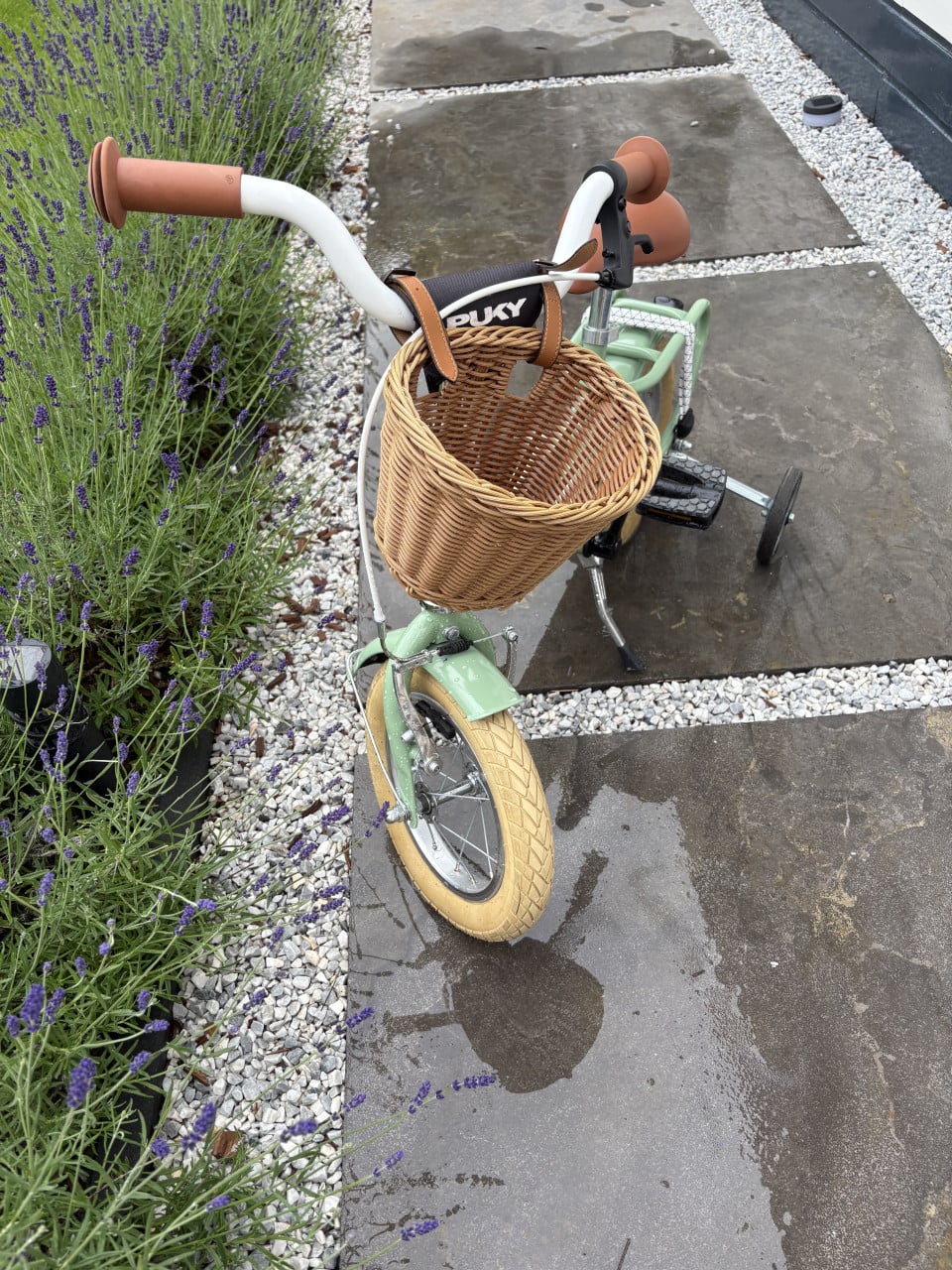 Uni sex 12 inch kinderfiets.