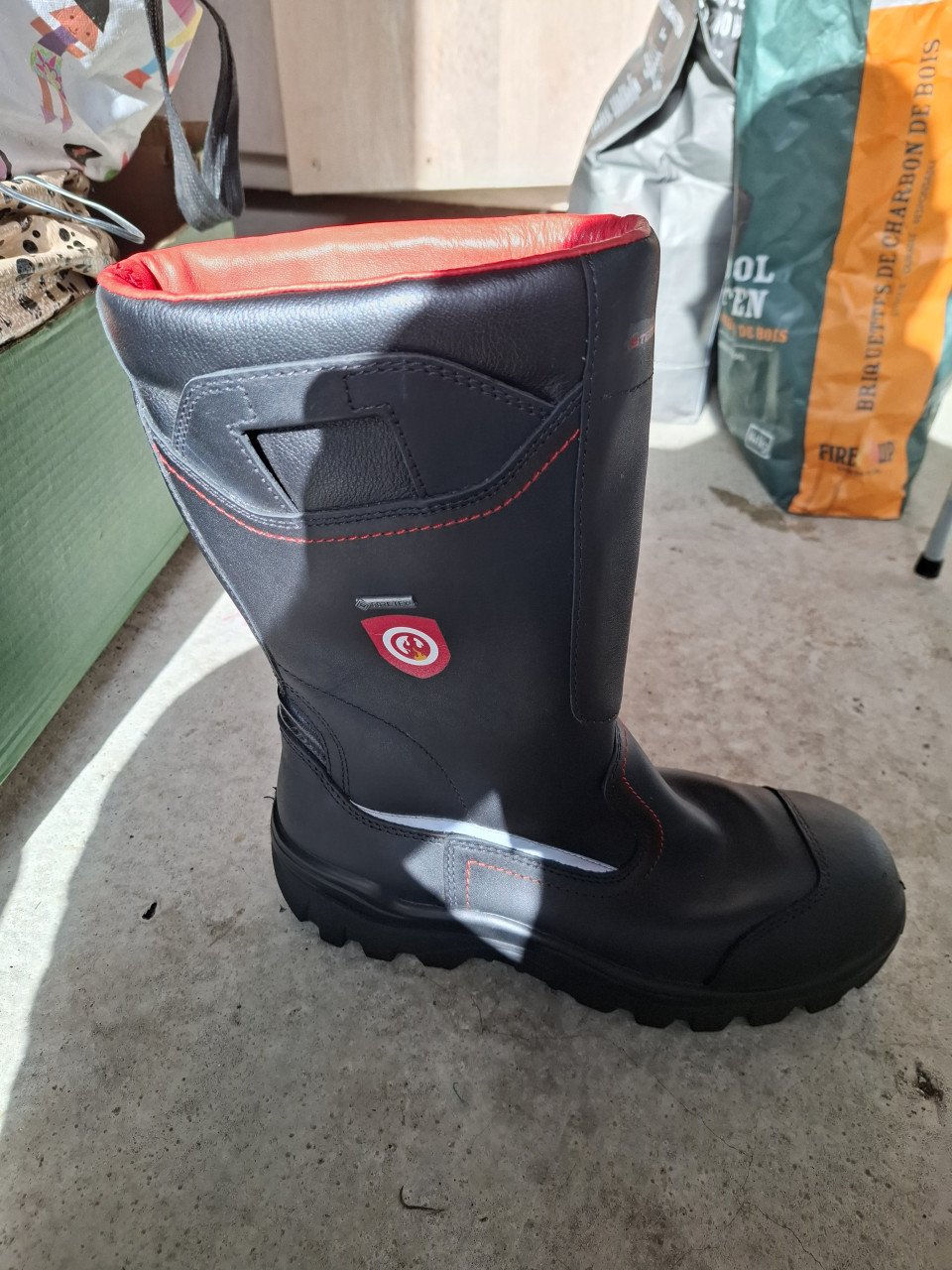 Nieuw originele brandweerlaarzen Gore -Tex maat 43