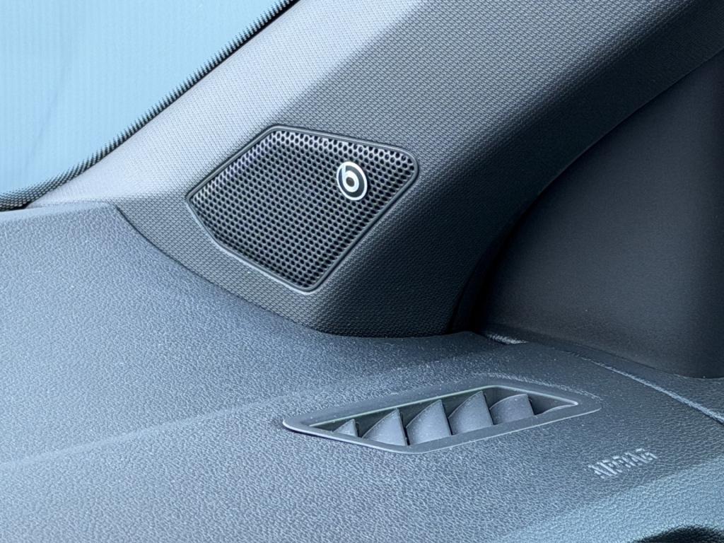 Volkswagen T-roc 1.5 tsi 150pk dsg 2x r-line | virtual | camera | dode hoek