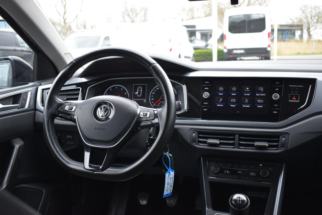 Volkswagen Polo 1.0 tsi highline | climate control | adaptieve cruise contr