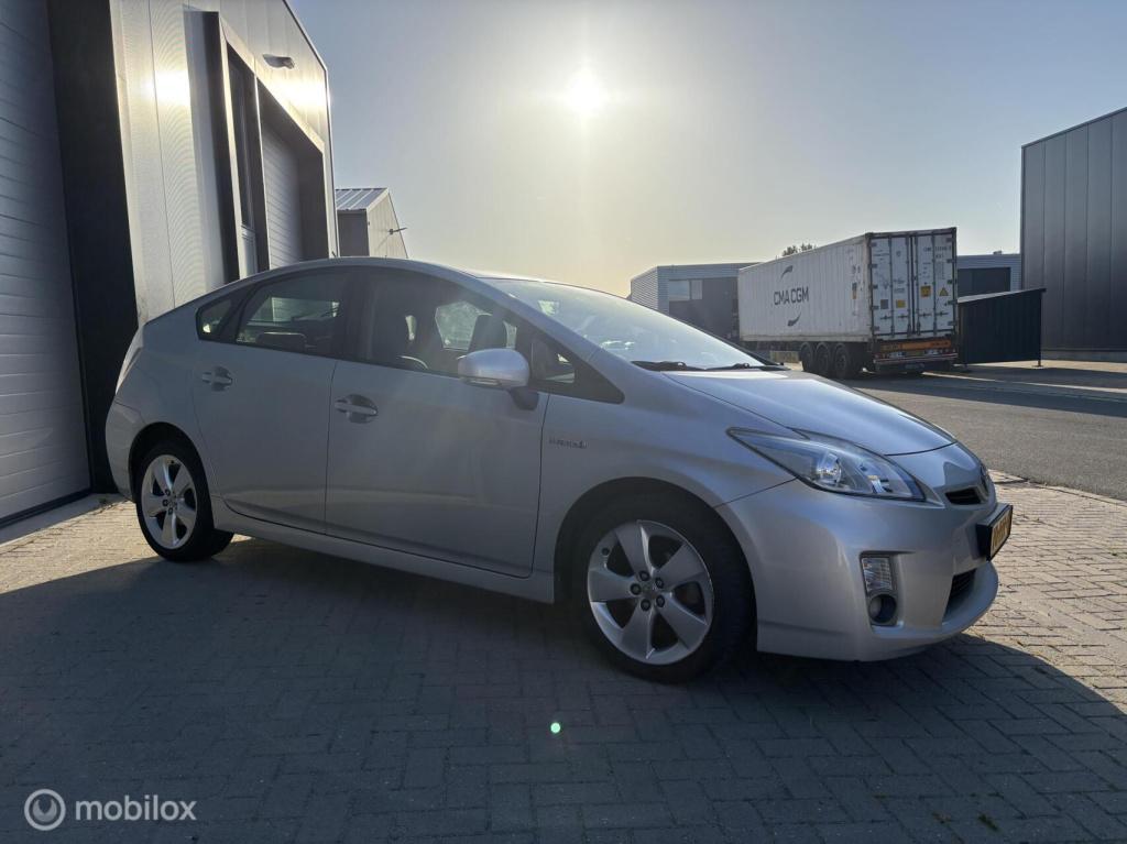 Toyota Prius 1.8 executive