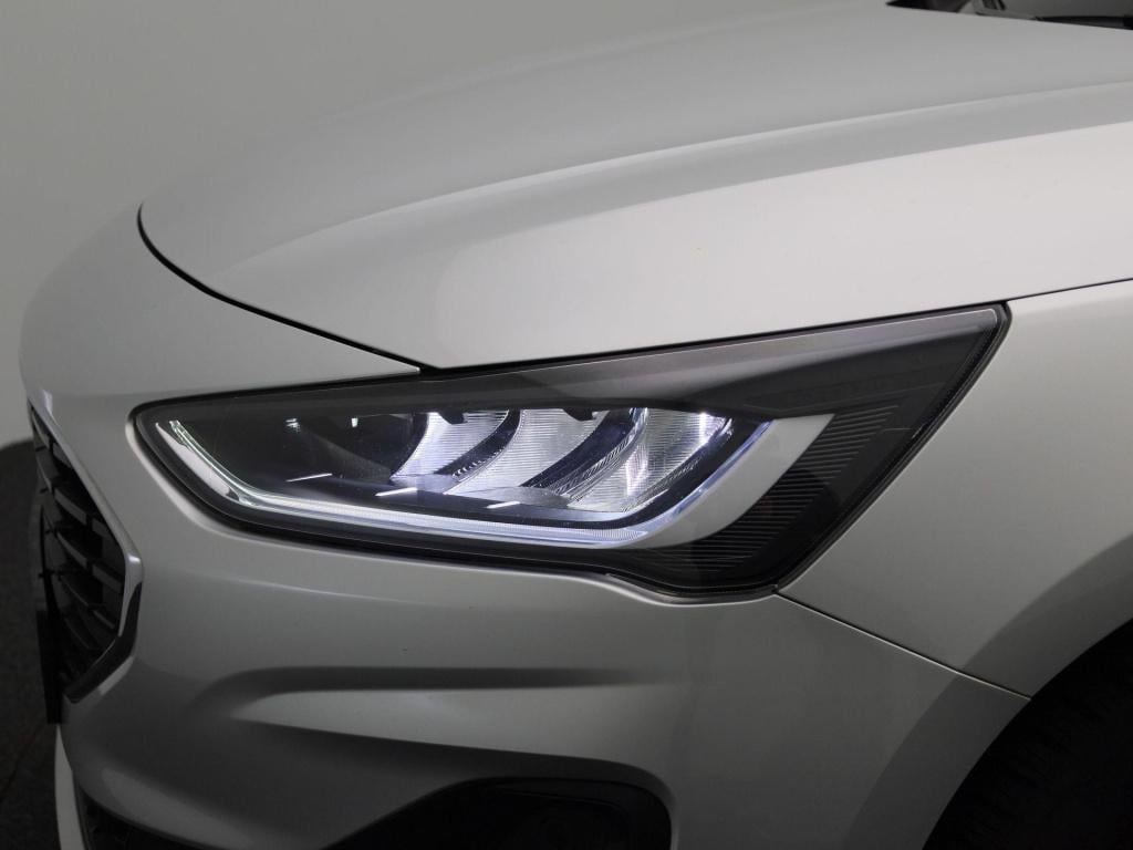 Ford Focus wagon 1.0 ecoboost hybrid connected | parkeer sensoren | navigat