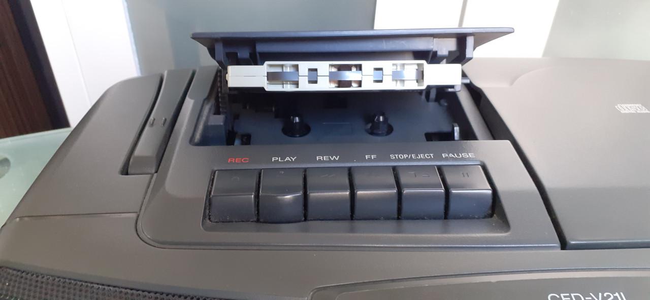 Sony draagbare radio cd cassete speler nieuw staat