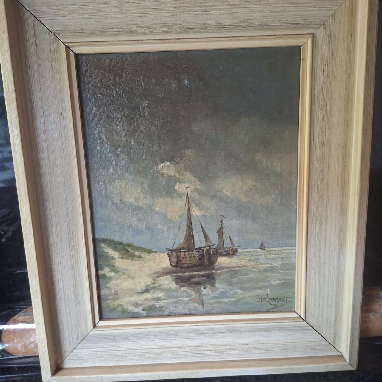 Bomschuiten op het strand