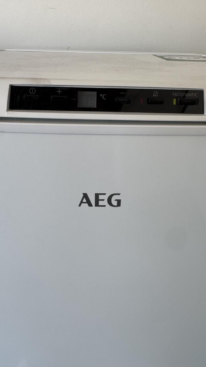 AEG NOFROST VRIEZER  A+