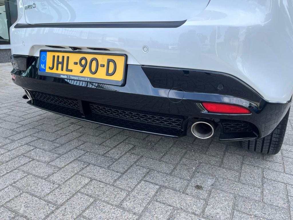 Mazda 3 2.0 e-skyactiv-x m hybrid 180 luxury|bose|aero pack|rijklaar