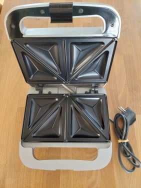 Te koop nieuw  Tosti ijzer