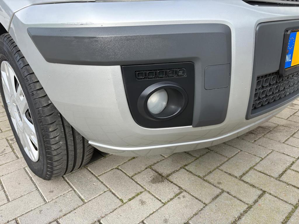 Ford Fusion 1.4-16v style/1e eigenaar/dealer onderhouden/92.934 km/airco/