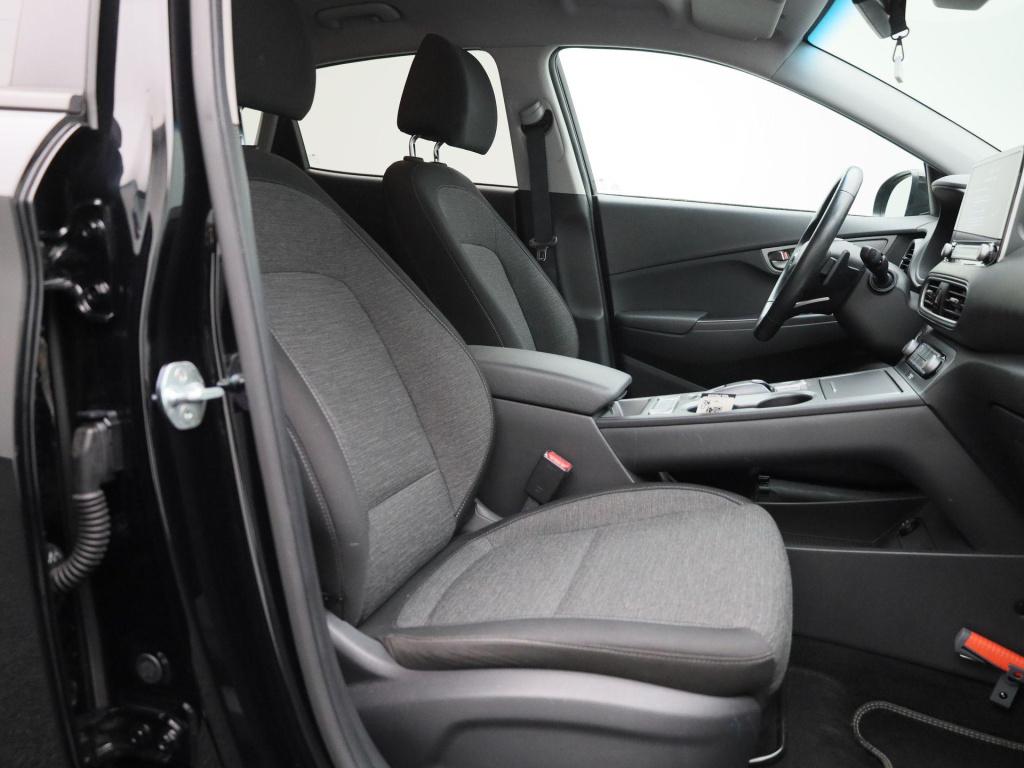 Hyundai Kona ev fashion 64 kwh | automaat | navigatie | heads-up display | 