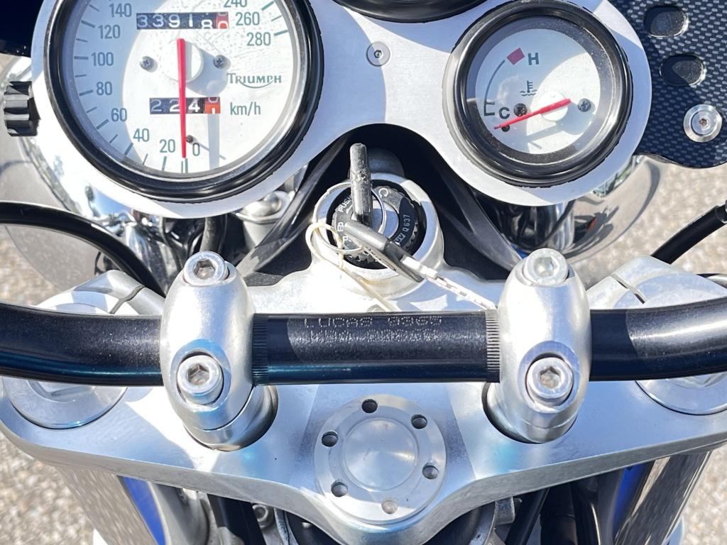 Triumph Speed Triple naked t509