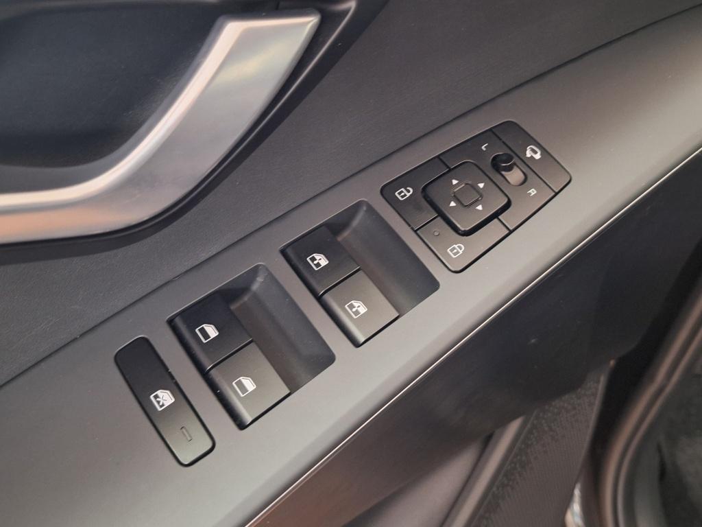 Kia Niro 1.6 gdi h. dynamicline | trekhaak | stoel/stuurwielverwarming