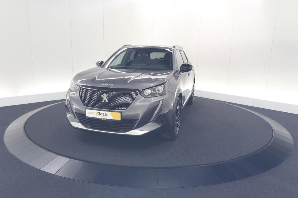 Peugeot 2008 puretech 130 eat8 allure pack | camera | apple carplay | parke