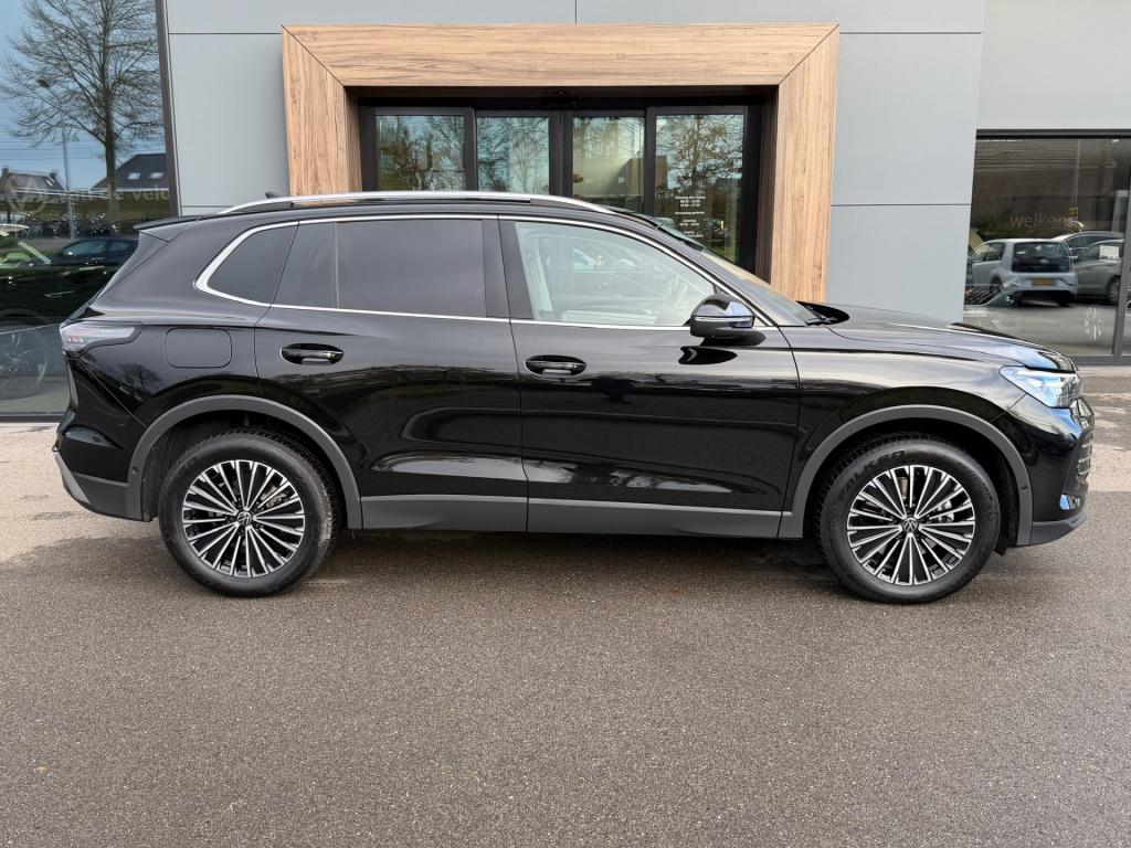 Volkswagen Tiguan 1.5 ehybrid 204pk elegance | trekhaak | 360 camera | dode