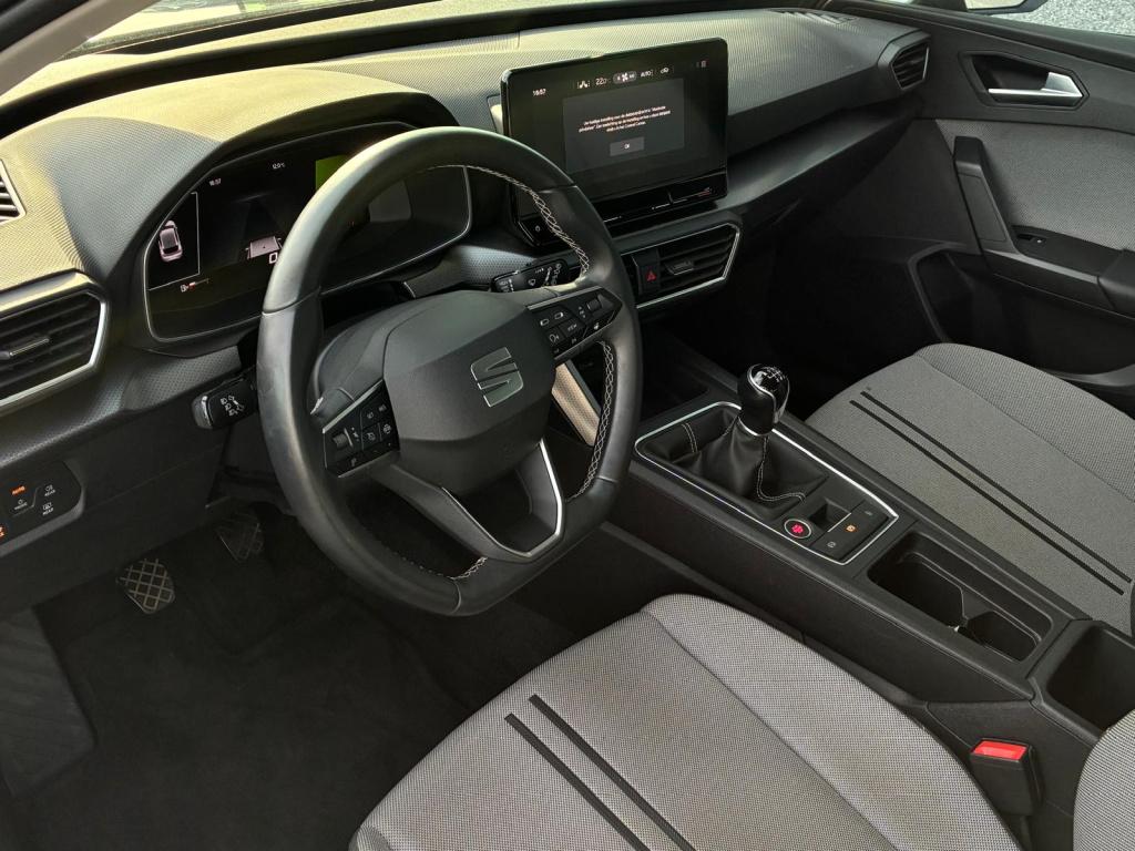 Seat Leon 1.5 tsi | acc | navi | stoel/stuurverwarming | apple carplay | na