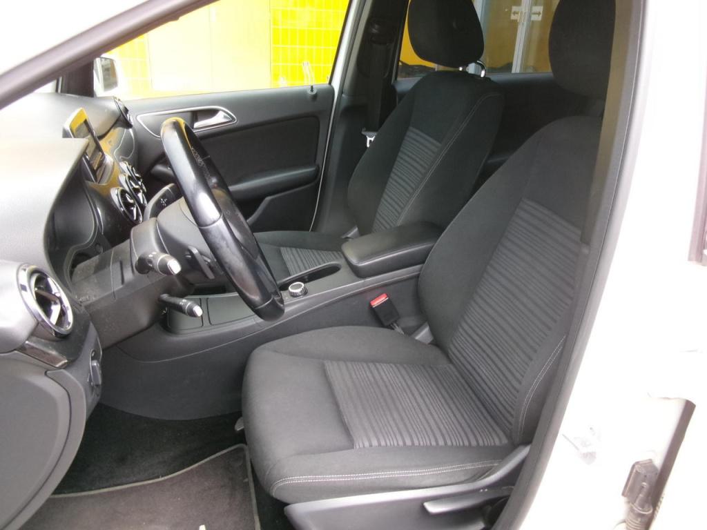 Mercedes-Benz B-Klasse 180 cdi automaat, airco, navi, pdc, trekhaak