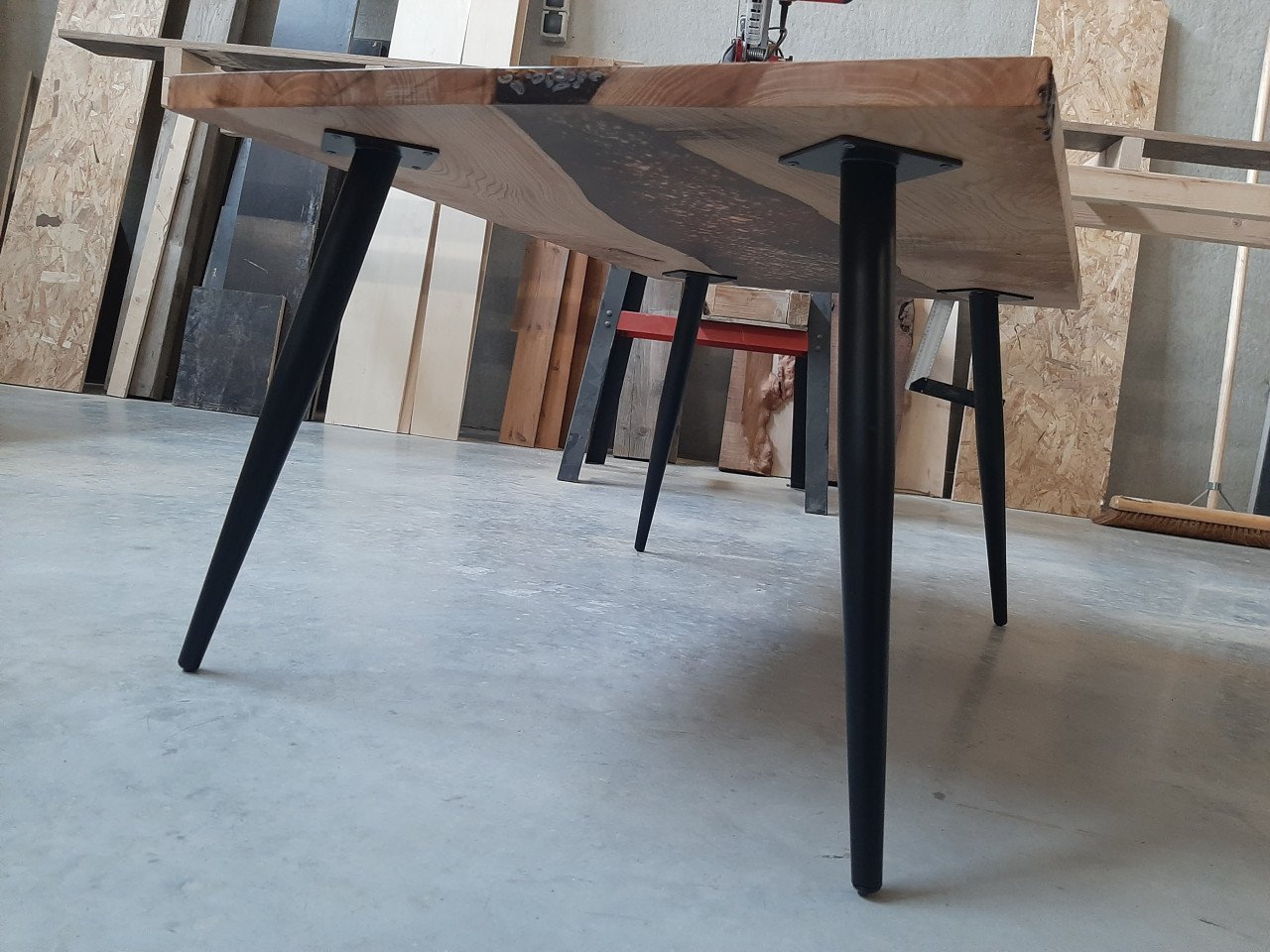 Epoxy koffiebonen tafel