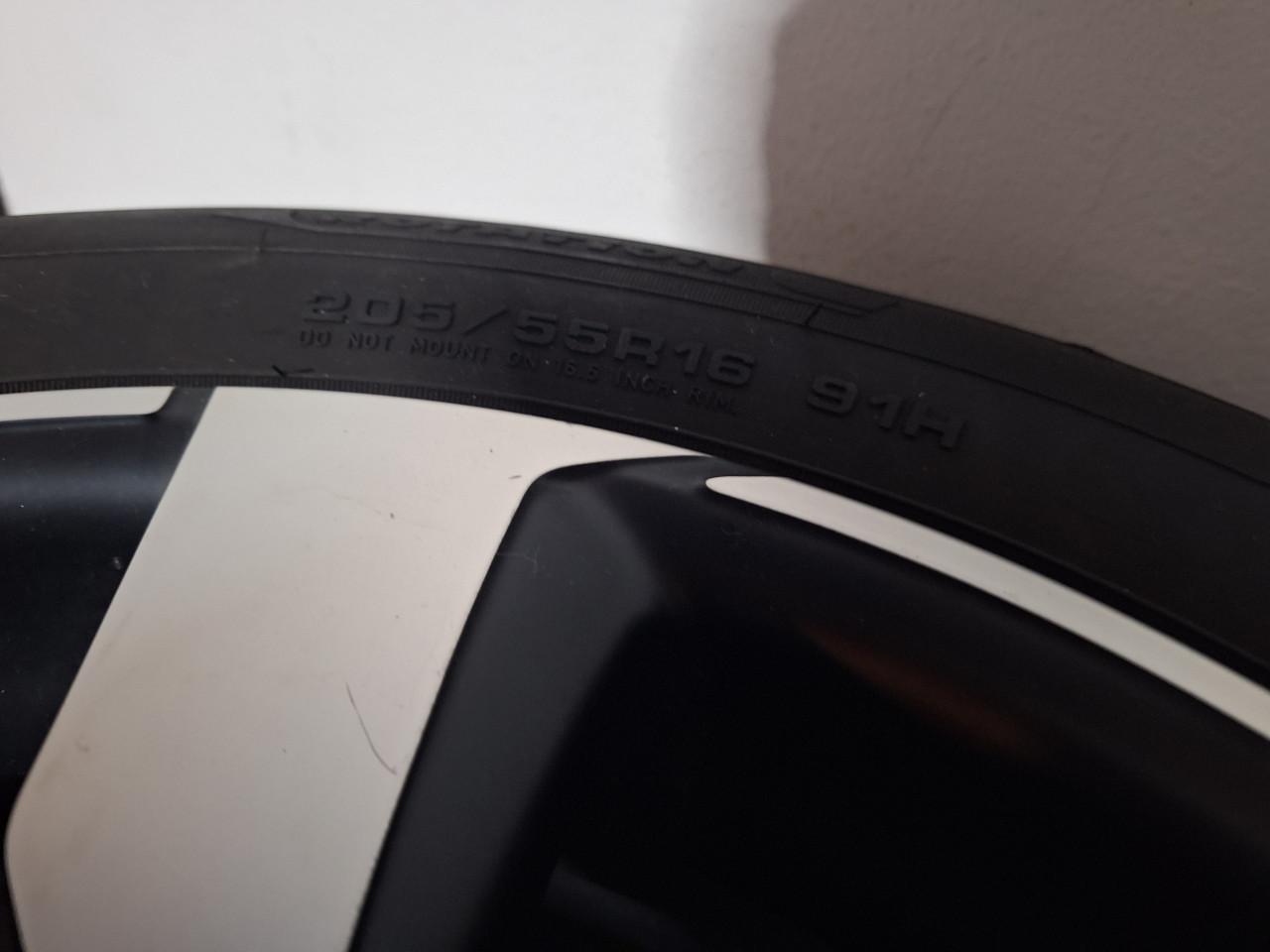 Mooie set velgen met M+S winterbanden