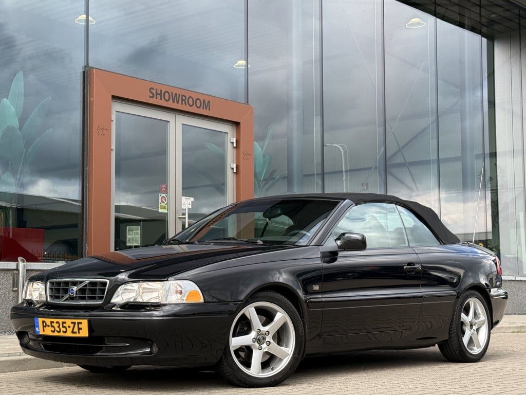 Volvo C70 convertible 2.4 t tourer | leder | windscherm | stoelverwarming |