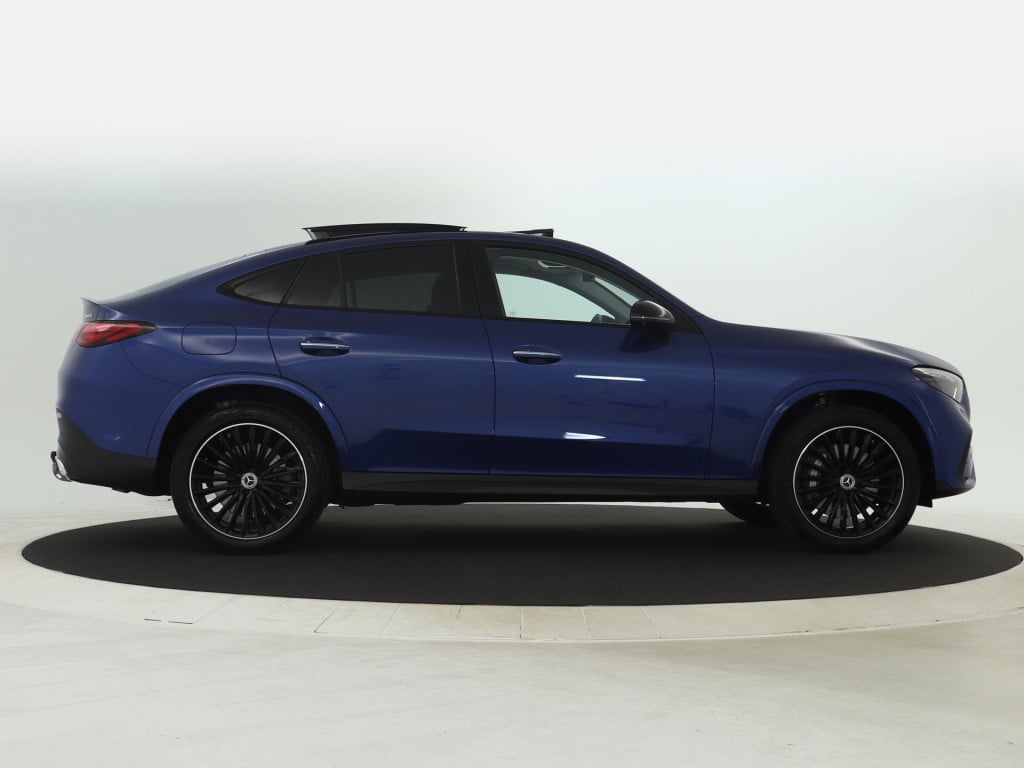 Mercedes-Benz Glc coupé 300 e 4matic amg plug-in hybride | trekhaak |  pano