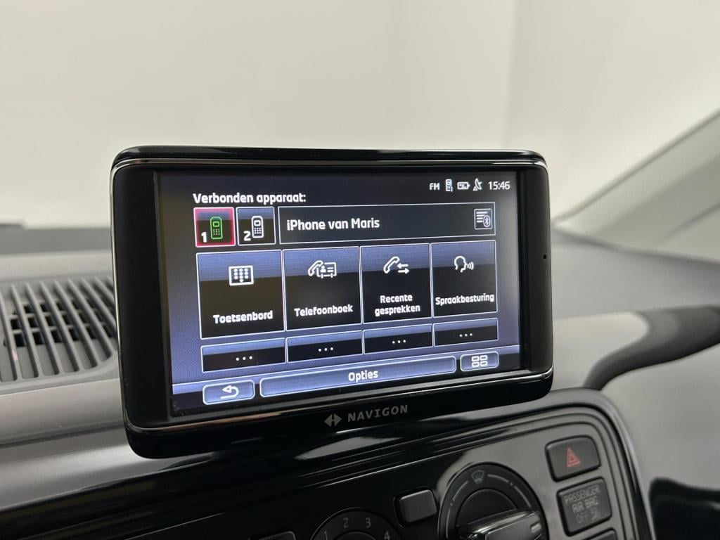 Volkswagen UP! occasion 1.0 move up! bluemotion | zwart | tweedehands volks
