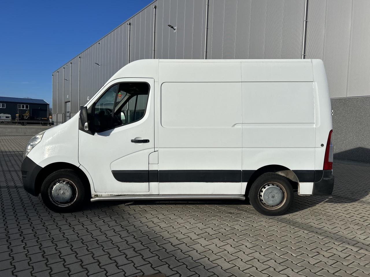 Renault Master bestel T28 2.3 dCi L1H2|NAP|3 ZITS|CRUISE CON