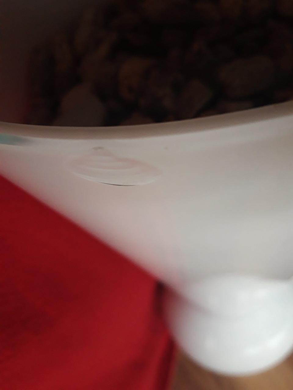 Grote witte glazen vaas